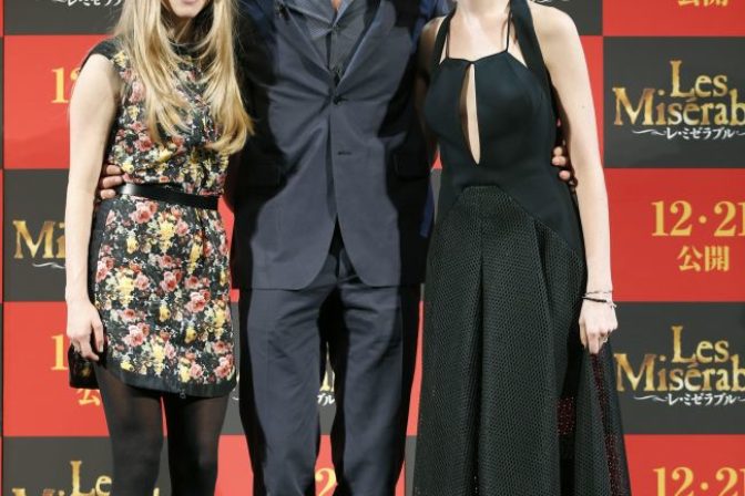 Amanda Seyfried, Hugh Jackman a Anne Hathaway