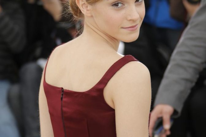 Emma Watson pózuje pre fotografov na filmovom festivale v Cannes