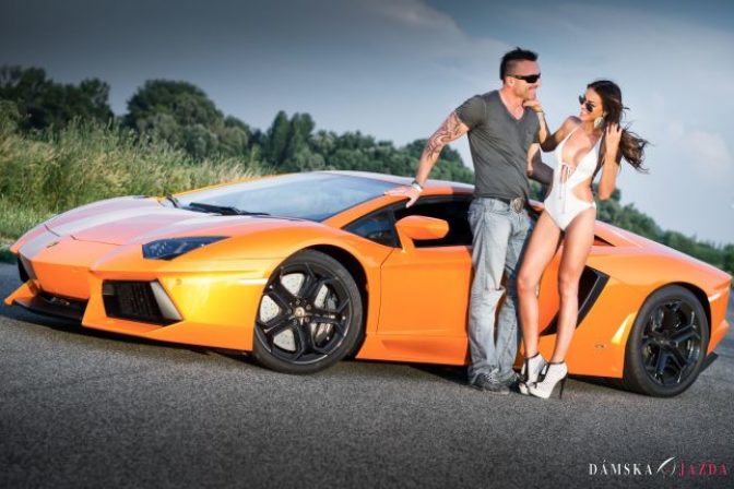Gabriel Heringh so svojím novým autíčkom, Lamborghini Aventador