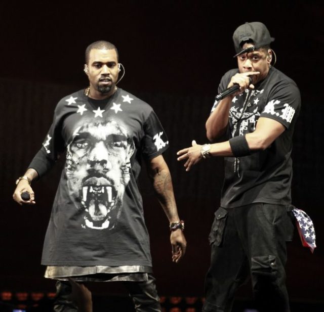 Kanye West vľavo a Jay Z na spoločnom vystúpení