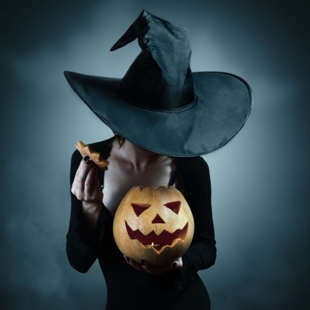 Halloween, tekvica, strašidlo, bosorka, kostým, maska, strašidlo