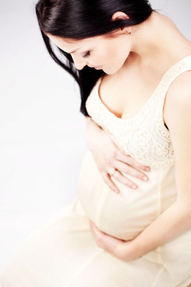 Pôrod, tehotenstvo, gravidita, tehotná žena, budúca mamička, bruško