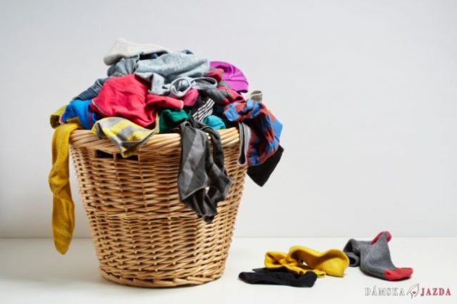 špinavé prádlo, veci, prať, pranie, bielizeň, kôš