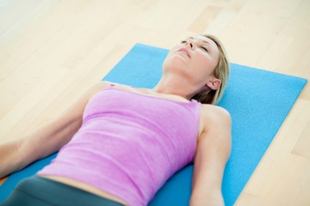 Cvičenie, cvik, ležať, jóga, cvičiť, zdravý životný štýl